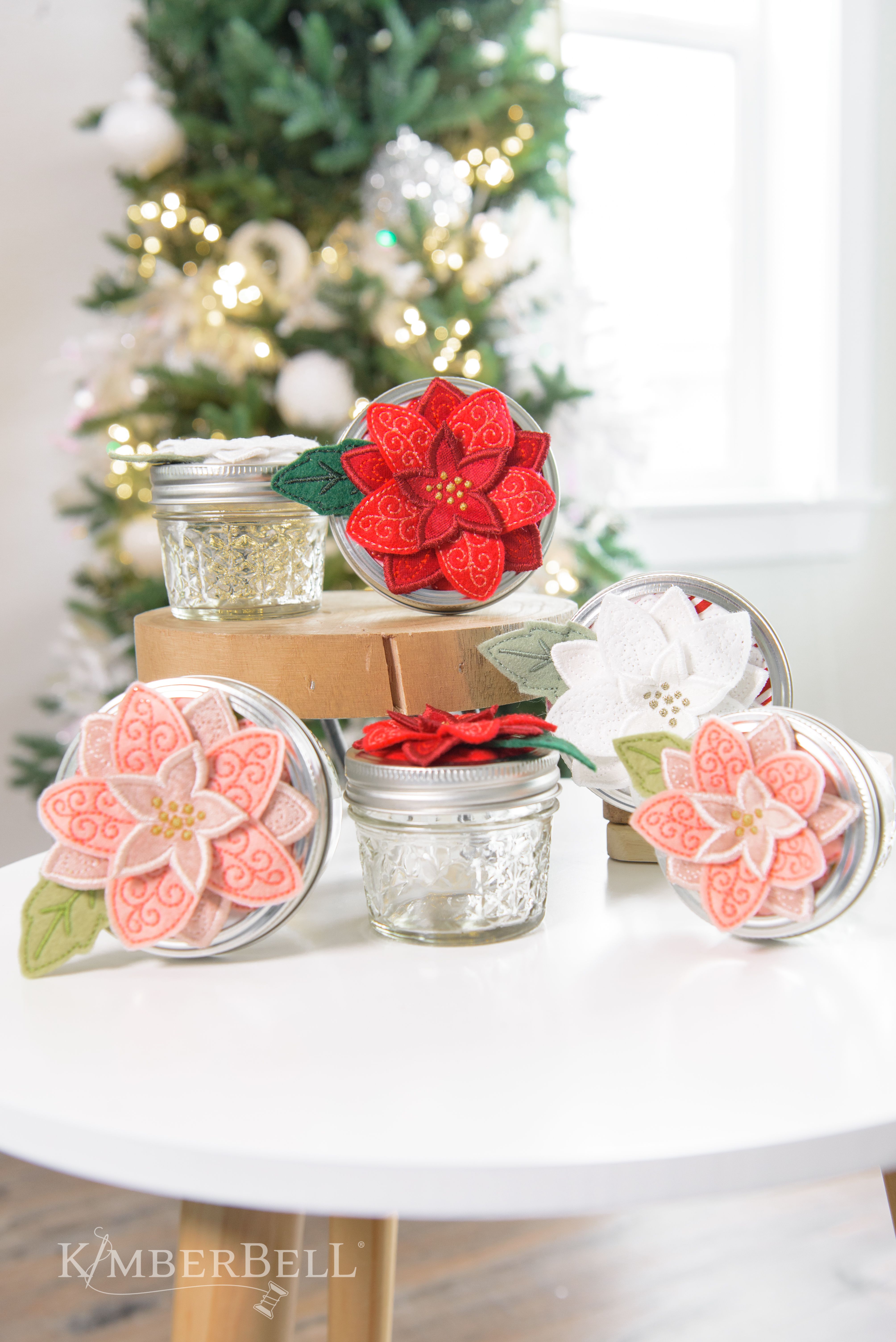 KDDL1098-Poinsettia-Jar-Topper-Highres-49