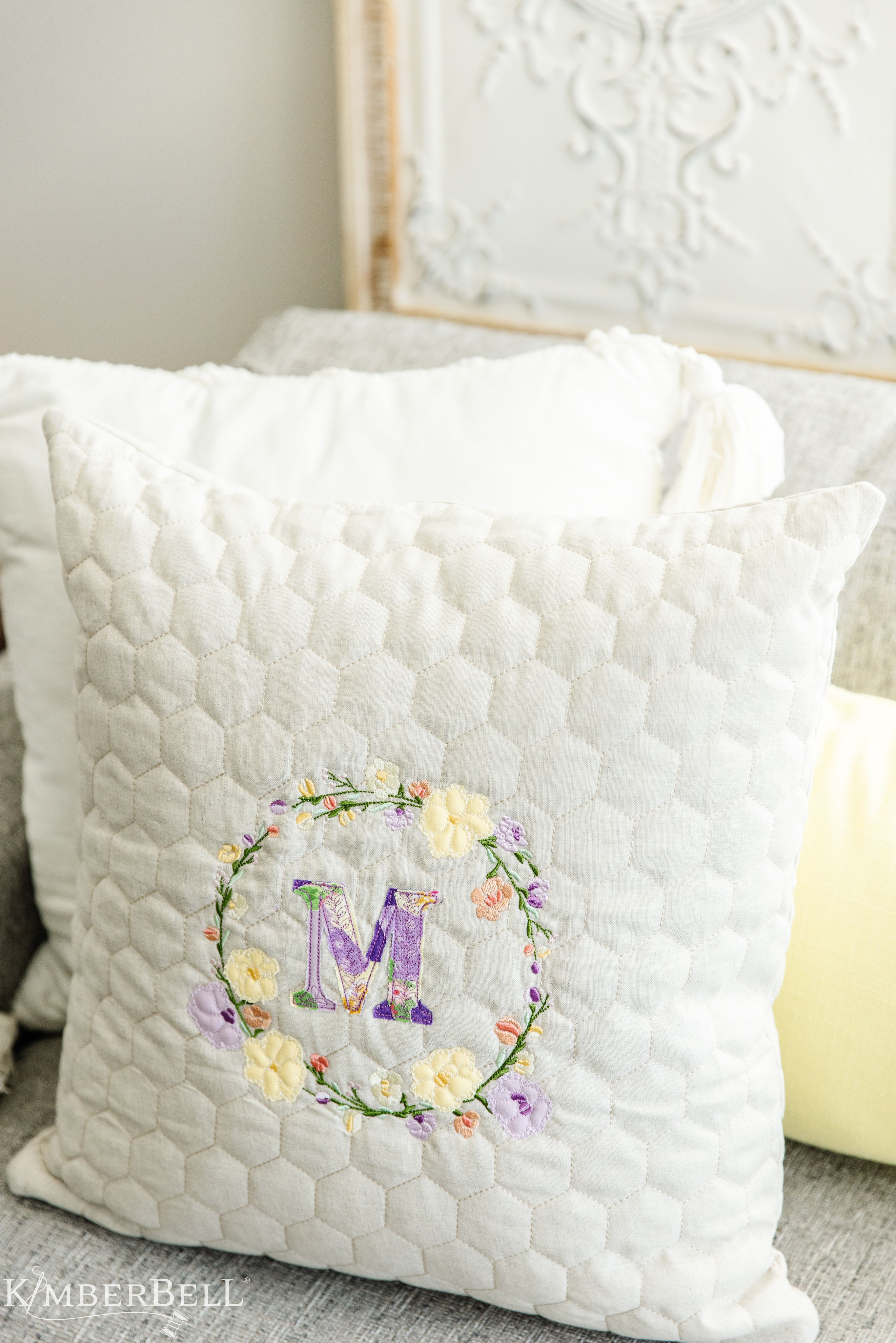 Kimberbell Quilt: Make Yourself At Home Machine Embroidery Design